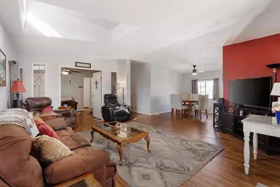 1333 E Olive Avenue #60, Vista, CA 92083 - Photo 5