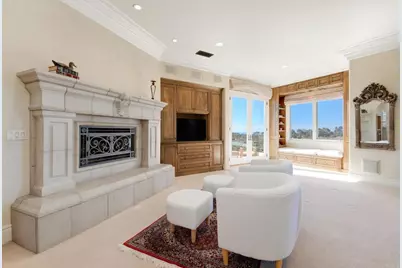 7185 Aviara Drive, Carlsbad, CA 92011 - Photo 17