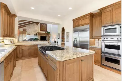 7185 Aviara Drive, Carlsbad, CA 92011 - Photo 11