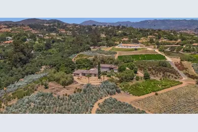 2925 Los Alisos Drive, Fallbrook, CA 92028 - Photo 1