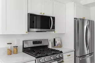 2135 E Valley Pkwy, Escondido, CA 92027 - Photo 9