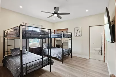 3749 Kingsley Street, San Diego, CA 92106 - Photo 13