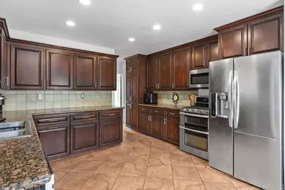 2725 Morning Glory Ln, Carlsbad, CA 92008 - Photo 15
