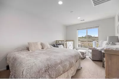 2227 Solara Lane, Vista, CA 92081 - Photo 13