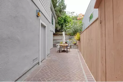 4556 Cove Drive, Carlsbad, CA 92008 - Photo 35