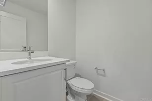 2524 Chamomile Ln, Carlsbad, CA 92008 - Photo 5