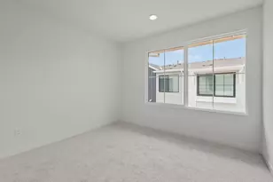 2524 Chamomile Ln, Carlsbad, CA 92008 - Photo 11