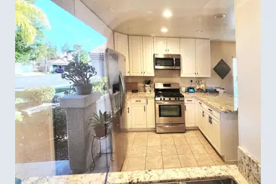 23800 Corte Picante, Murrieta, CA 92562 - Photo 3