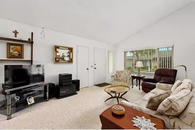 727 Nob Circle, Vista, CA 92084 - Photo 5