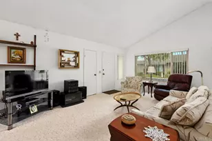 727 Nob Cir, Vista, CA 92084 - Photo 5