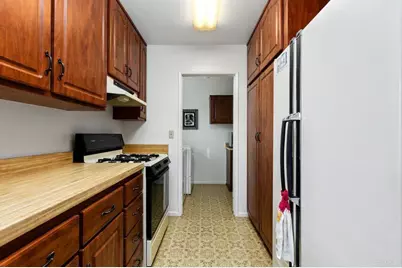 727 Nob Circle, Vista, CA 92084 - Photo 13