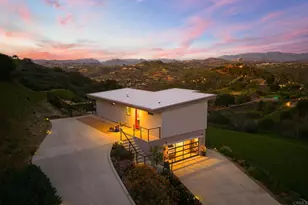 6937 Kellyn Ln, Vista, CA 92084 - Photo 3