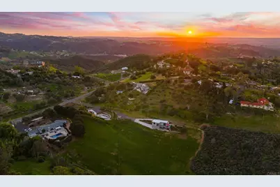 6937 Kellyn Lane, Vista, CA 92084 - Photo 5