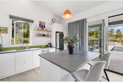 6937 Kellyn Lane, Vista, CA 92084 - Photo 39