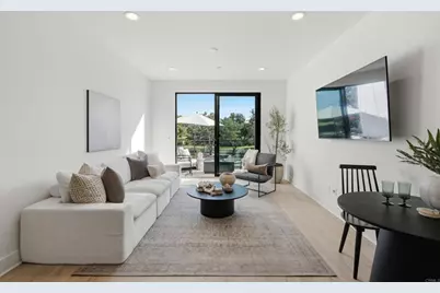 1107 Catania Court #203, Encinitas, CA 92024 - Photo 3