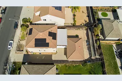 27288 Sierra Madre Drive, Murrieta, CA 92563 - Photo 5