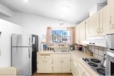 2735 Mission Village Dr, San Diego, CA 92123 - Photo 11