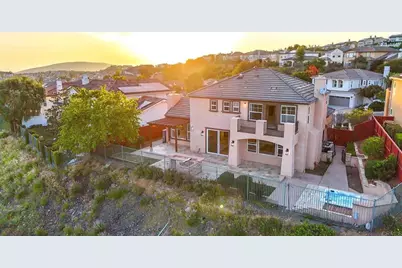 715 Leeward, San Marcos, CA 92078 - Photo 3