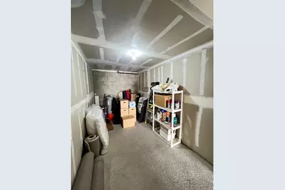 8597 Via  Mallorca #E, La Jolla, CA 92037 - Photo 15