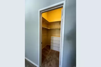 8597 Via  Mallorca #E, La Jolla, CA 92037 - Photo 11