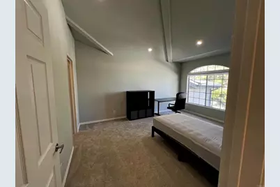 8597 Via  Mallorca #E, La Jolla, CA 92037 - Photo 9