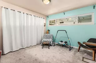 1554 W Country Club Ln, Escondido, CA 92026 - Photo 15