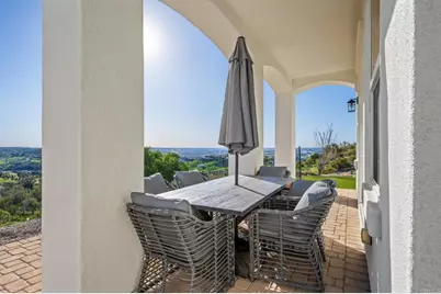 30809 Chateau Haut Briant, Bonsall, CA 92003 - Photo 5