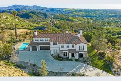 30809 Chateau Haut Briant, Bonsall, CA 92003 - Photo 3