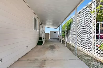1506 Oak Drive #4, Vista, CA 92084 - Photo 21