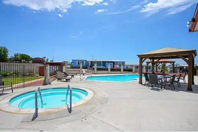 1506 Oak Drive #4, Vista, CA 92084 - Photo 25