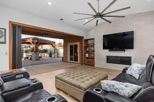 1941 Estancia Pl, Escondido, CA 92029 - Photo 9