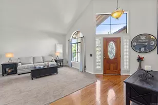 1977 White Birch Dr, Vista, CA 92081 - Photo 5