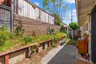 273 Hillcrest Dr, Encinitas, CA 92024 - Photo 19