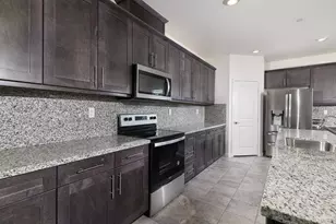 13410 Herringbone Ct, Valley Center, CA 92082 - Photo 11