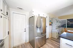 1643 Oak Hill Dr, Escondido, CA 92027 - Photo 11