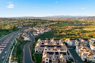 1700 Laurelwood Wy, Oceanside, CA 92056 - Photo 31