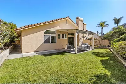 2077 Tiffany Dr, Oceanside, CA 92056 - Photo 19