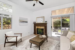 2077 Tiffany Dr, Oceanside, CA 92056 - Photo 3