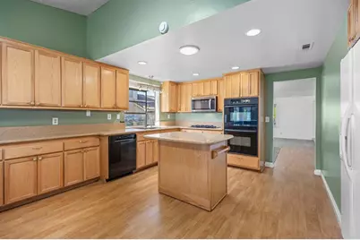 3795 Kelton Drive, Oceanside, CA 92056 - Photo 11