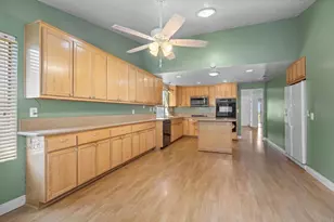 3795 Kelton Dr, Oceanside, CA 92056 - Photo 3