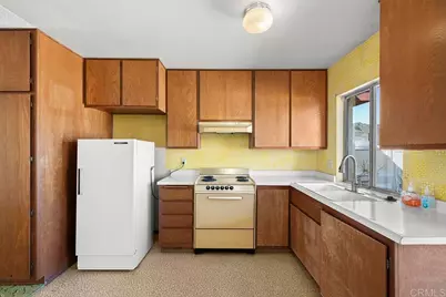 8750 Wahl Street, Santee, CA 92071 - Photo 17