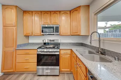 1803 Debra Lane, Vista, CA 92084 - Photo 15