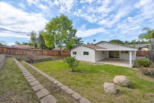 1803 Debra Ln, Vista, CA 92084 - Photo 33