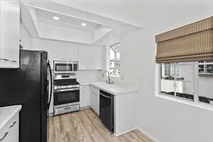 835 N Cleveland St, Oceanside, CA 92054 - Photo 11