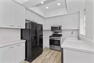 835 N Cleveland St, Oceanside, CA 92054 - Photo 17
