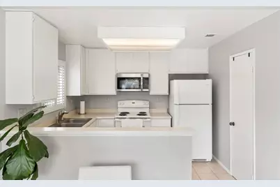 11325 Avenida De Los Lobos Unit D, San Diego, CA 92127 - Photo 13