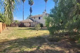 24307 Carman Ln, Moreno Valley, CA 92551 - Photo 9