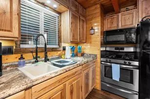 727 Elysian Blvd, Big Bear City, CA 92314 - Photo 21