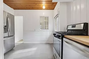 4904 7th Ave, Los Angeles, CA 90043 - Photo 17