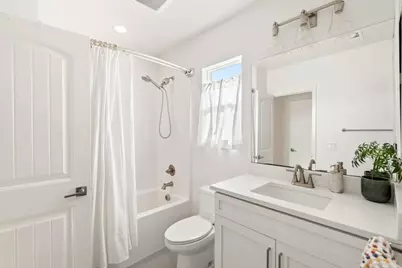 13480 Lopelia Meadows Place #111, San Diego, CA 92130 - Photo 23